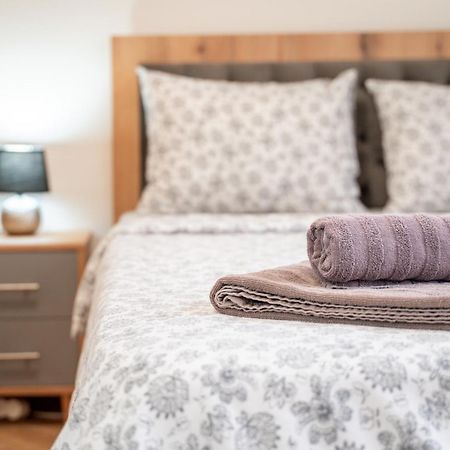 Wow Studios For Rent 2 Bul Montevideo 25A - B София Экстерьер фото