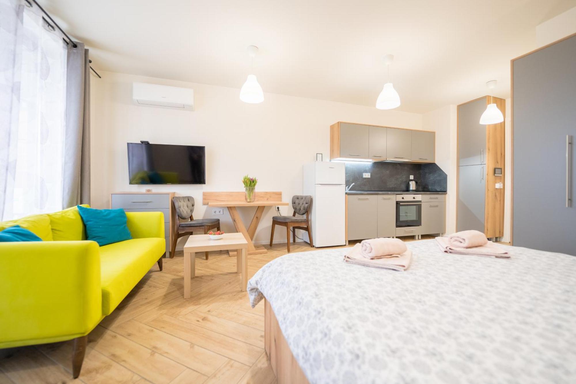 Wow Studios For Rent 2 Bul Montevideo 25A - B София Экстерьер фото